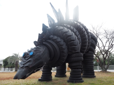 工場内のレアな恐竜公園【横浜ゴム(株)尾道工場】の恐竜が本格的でもはやアート